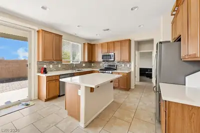 6480 Sunnyhill Street Kitchen