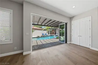 1360 Panini Drive Living Room