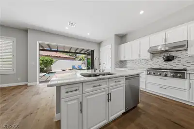 1360 Panini Drive Kitchen