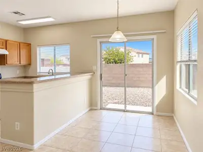 4624 Snake Eyes Street 102 Dining Area