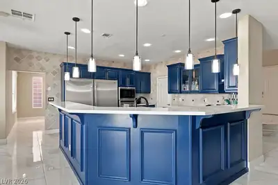 2466 Ram Crossing Way Kitchen