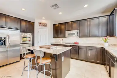 10511 Harvest Green Way Kitchen