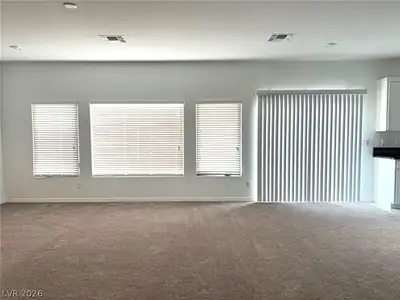 6524 Twin Brooks Avenue, Las Vegas, NV 89139 Living Room