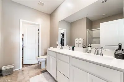 524 Shophia Skye Street 214 Primary Bathroom