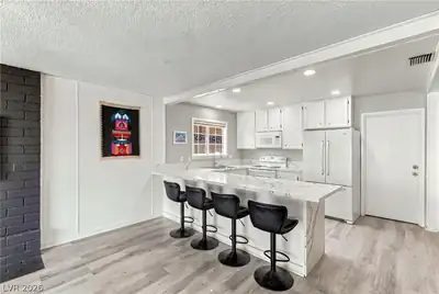 4101 Brighthill Avenue, Las Vegas, NV 89121 Kitchen