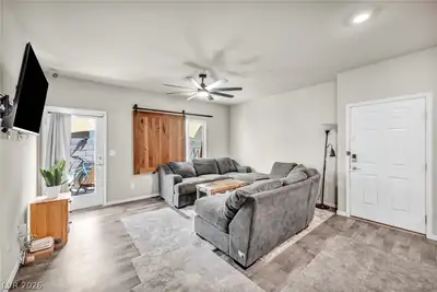 7554 Crested Moon Street, North Las Vegas, NV 89084 Living Room