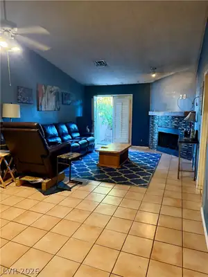 7001 Pindarri Way Living Room