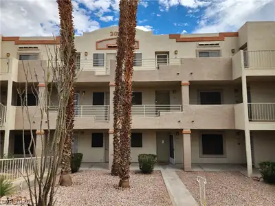 2016 Mesquite Lane 303, Laughlin