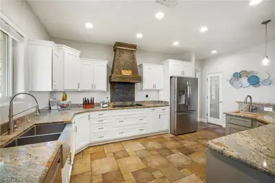1979 Whitneys Dream Avenue, Logandale, NV 89021 Kitchen