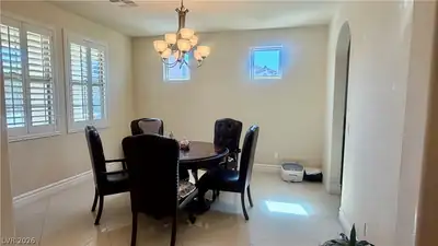 328 Cranstonhill Drive Dining Area