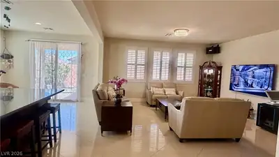 328 Cranstonhill Drive Living Room