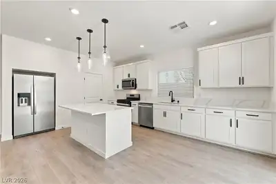 10012 Griffin Creek Street, Las Vegas, NV 89141 Kitchen