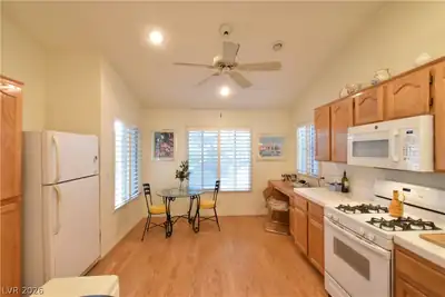 3853 Wild Pansy Court Kitchen