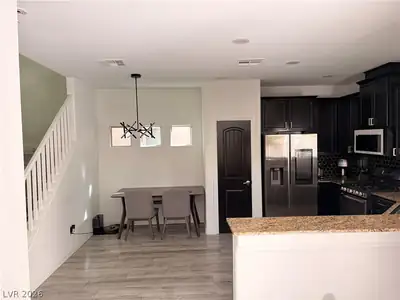 9573 Greensburg Avenue Dining Area