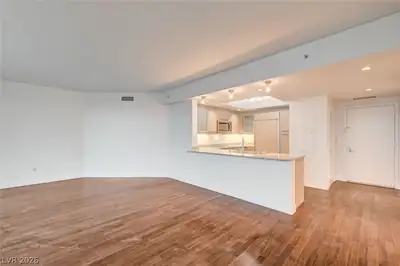 322 Karen Avenue 4505, Las Vegas, NV 89109 Living Room