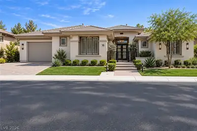 16 Belfair Court, Henderson