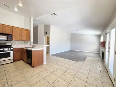 2115 Falcon Crest Avenue, North Las Vegas, NV 89031 