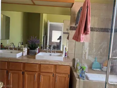 2716 Lovington Drive Bathroom