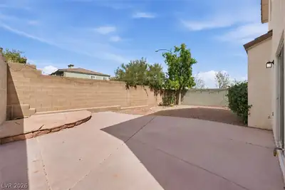 10406 Morning Drop Avenue, Las Vegas, NV 89129 Yard