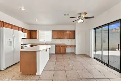 10406 Morning Drop Avenue, Las Vegas, NV 89129 Kitchen