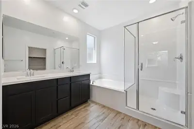 3706 Neblina Drive, Henderson, NV 89052 Primary Bathroom