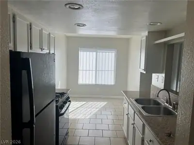 2853 Wheelwright Drive A, Las Vegas, NV 89121 Kitchen
