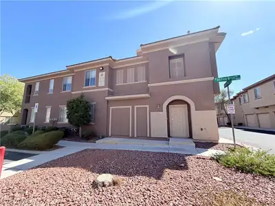10221 Deerfield Beach Avenue 202, Las Vegas