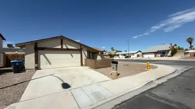 4295 Sunnyview Court Las Vegas, NV 89147
