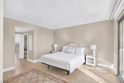 222 Karen Avenue 4402, Las Vegas, NV 89109 Bedroom