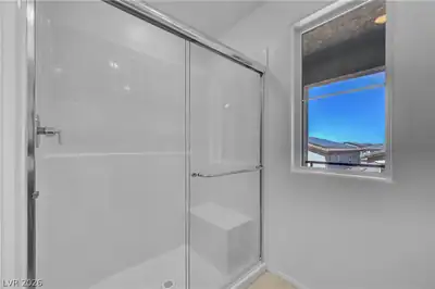 1948 Hydrangea Place, Las Vegas, NV 89106 Primary Bathroom