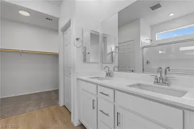570 Hamilton Drive, Mesquite, NV 89027 Primary Bathroom
