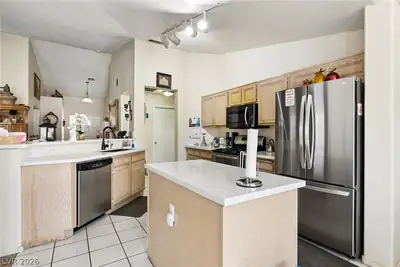 1747 Ashburn Drive Kitchen