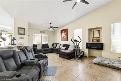 1747 Ashburn Drive Living Room