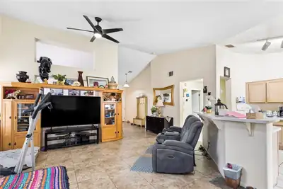 1747 Ashburn Drive Living Room