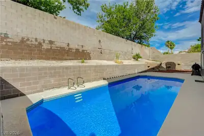 4713 Sun Glory Court, Las Vegas, NV 89130 Pool
