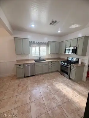 7661 Fieldfare Drive, North Las Vegas, NV 89084 Kitchen