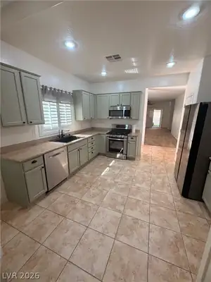 7661 Fieldfare Drive, North Las Vegas, NV 89084 Kitchen