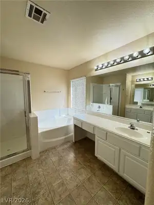 877 Bare Branch Avenue, Las Vegas, NV 89123 Primary Bathroom