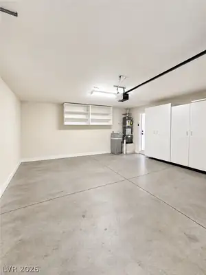900 Midpride Street, Las Vegas, NV 89144 Garage