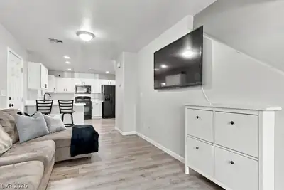 5185 Starter Avenue, Las Vegas, NV 89156 Living Room