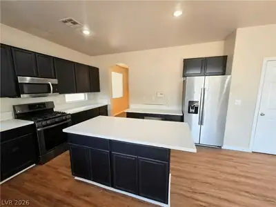 16 Frad Avenue, North Las Vegas, NV 89031 Kitchen