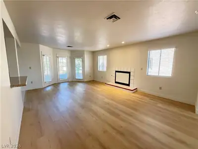 4025 DELOS Drive, Las Vegas, NV 89103 Living Room