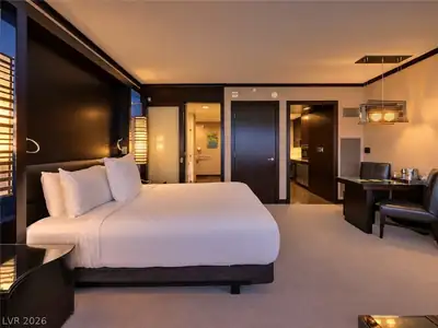 2600 HARMON Avenue 16011, Las Vegas, NV 89109 Bedroom