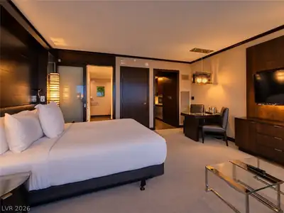 2600 HARMON Avenue 16011, Las Vegas, NV 89109 Bedroom