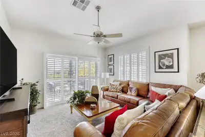 712 Peachy Canyon Circle 204 Living Room
