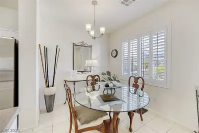 712 Peachy Canyon Circle 204 Dining Area