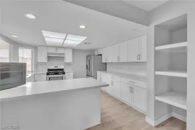 3907 Ebro Way, Las Vegas, NV 89103 Kitchen