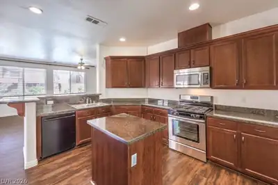 8132 Pink Desert Street, North Las Vegas, NV 89085 Kitchen