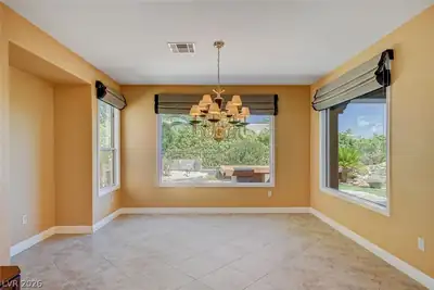 4648 Riva De Romanza Street Dining Area