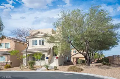 8904 Harmony Hall Avenue Las Vegas, NV 89178